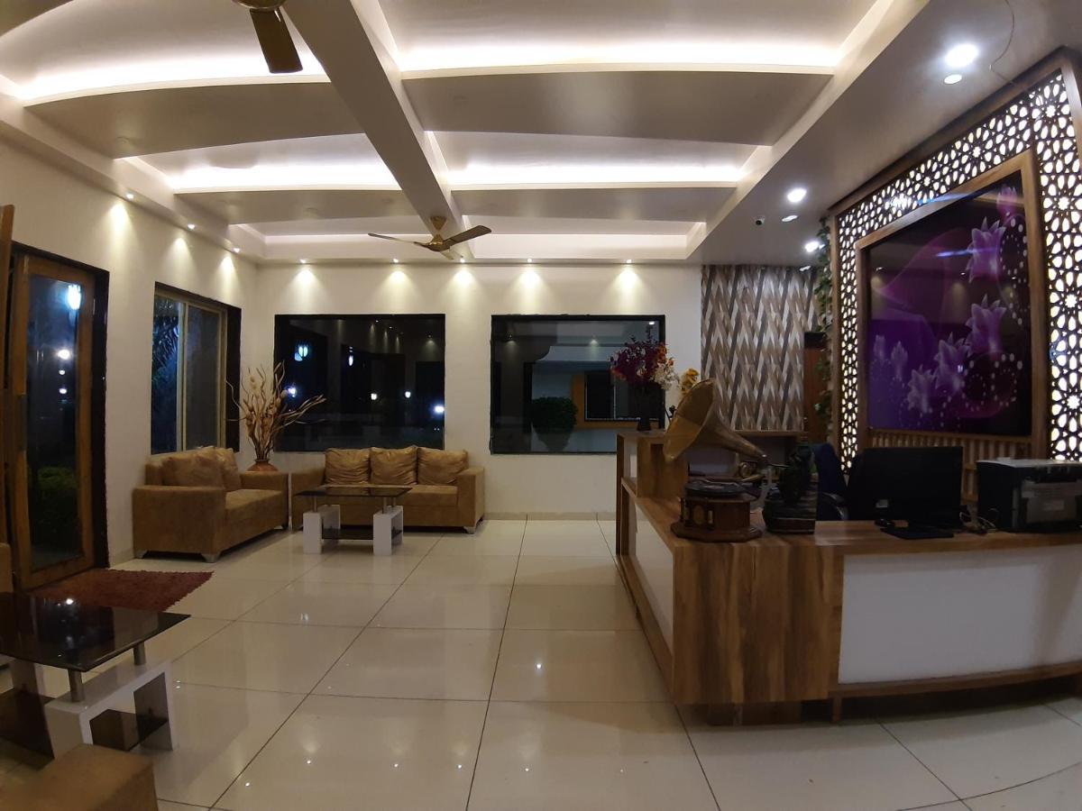 Hotel Great Annapurna Khuldabad Buitenkant foto